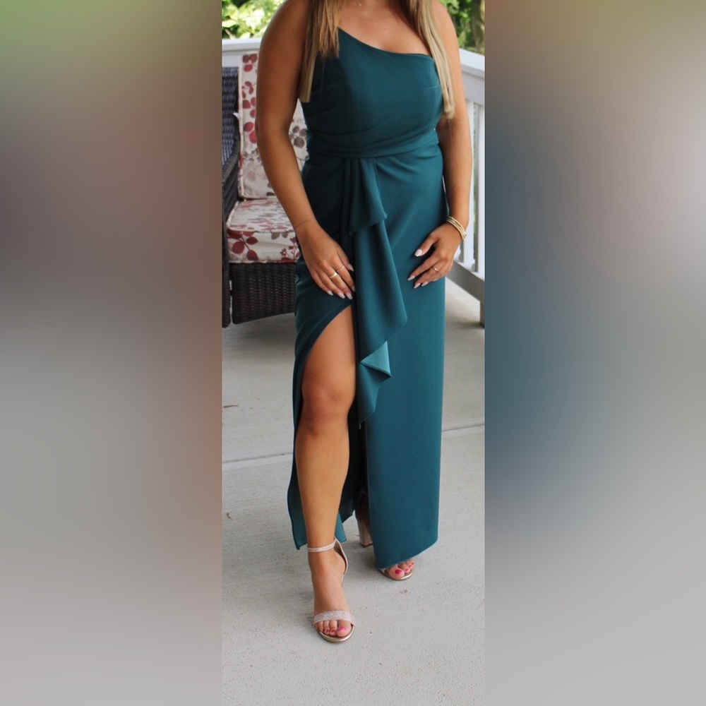 DB Studio  hunter green side slit long prom dress size 6
